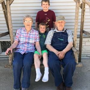 Meet your Posher, Evan